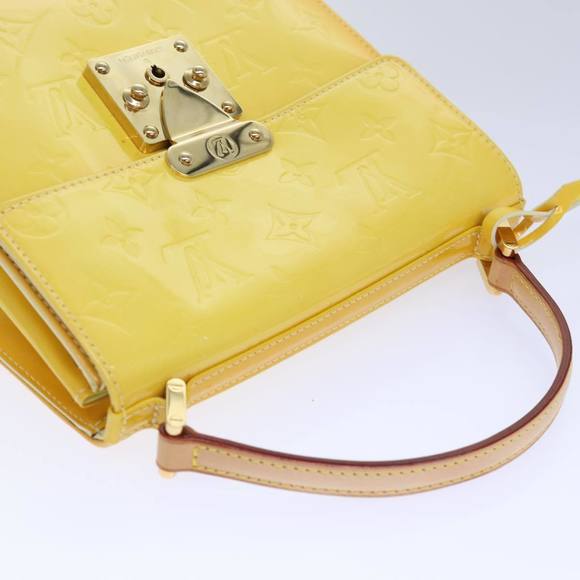LOUIS VUITTON Monogram Vernis Spring Street Bag Lime Yellow M91068 Auth 86715 - Picture 6 of 16